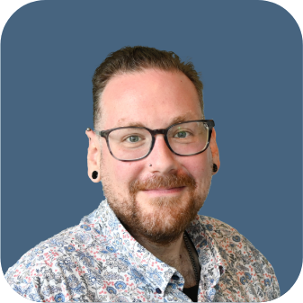 Portretfoto van Arjan, lid van de mediëntenraad.